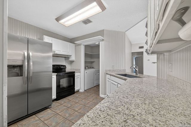 11736 SPRING RIDGE DR, San Antonio, TX 78249