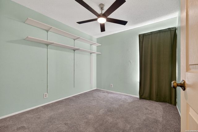 11736 SPRING RIDGE DR, San Antonio, TX 78249