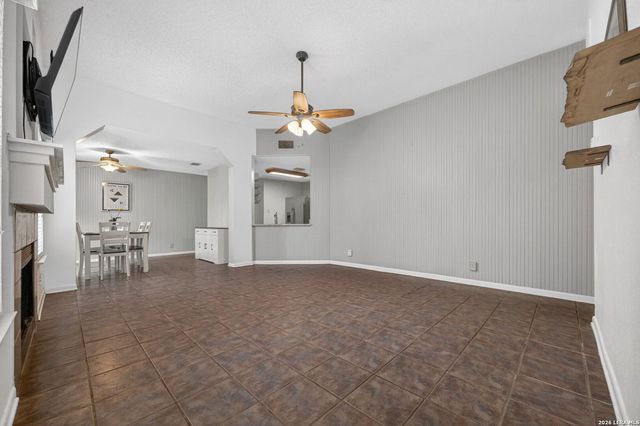 11736 SPRING RIDGE DR, San Antonio, TX 78249