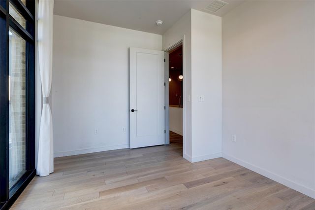 1501 E 4th ST 202, Austin, TX 78702