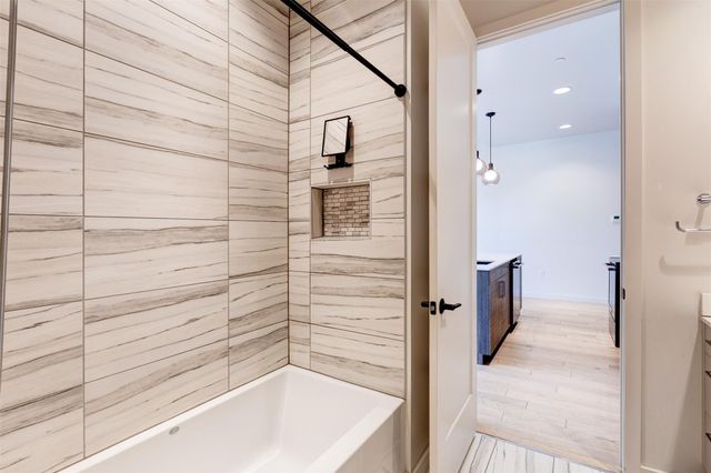 1501 E 4th ST 202, Austin, TX 78702