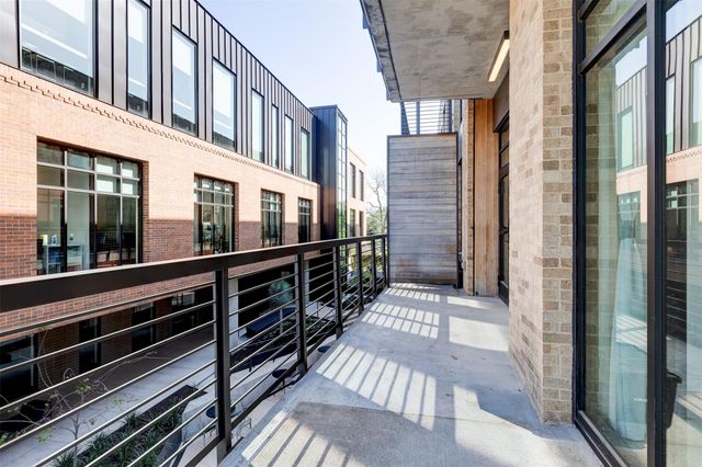 1501 E 4th ST 202, Austin, TX 78702