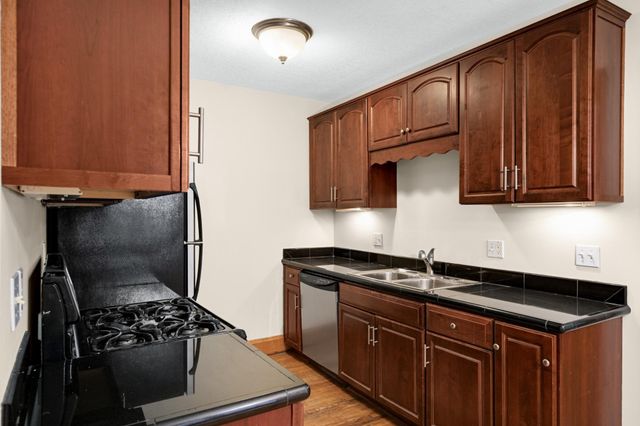 3120 12th Avenue S B104, Minneapolis, MN 55407