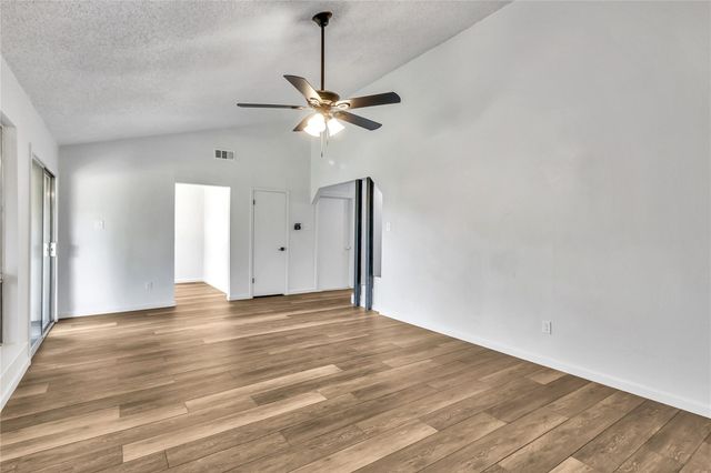 1602 Cushing Park DR, Round Rock, TX 78664