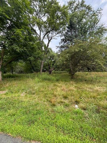 410 W G Avenue W, Cooper Twp, MI 49004