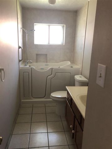 3710 Filmore Lane, Deer Park, TX 77536