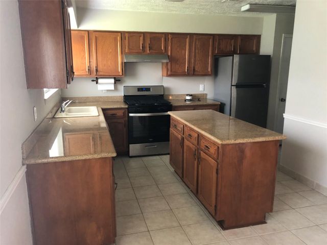 3710 Filmore Lane, Deer Park, TX 77536