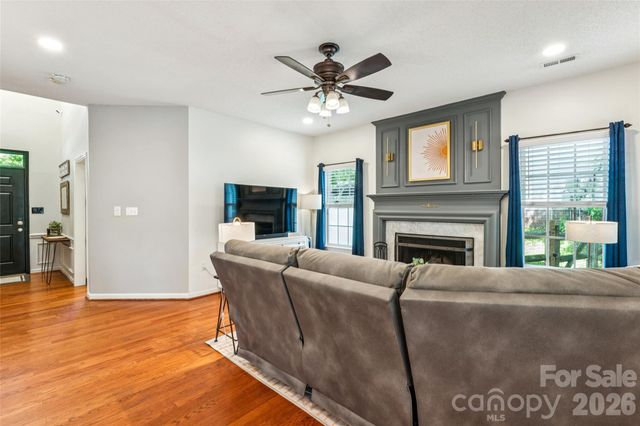 5916 Swanston Drive, Charlotte, NC 28269