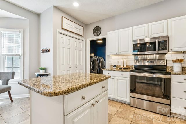 5916 Swanston Drive, Charlotte, NC 28269