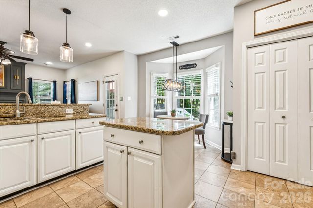 5916 Swanston Drive, Charlotte, NC 28269