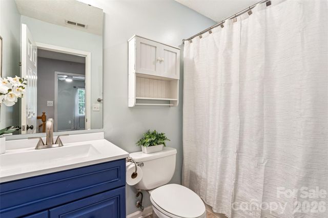 5916 Swanston Drive, Charlotte, NC 28269