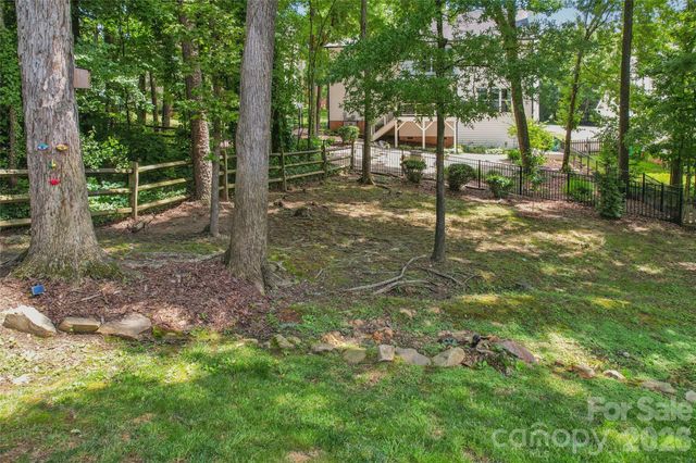 5916 Swanston Drive, Charlotte, NC 28269
