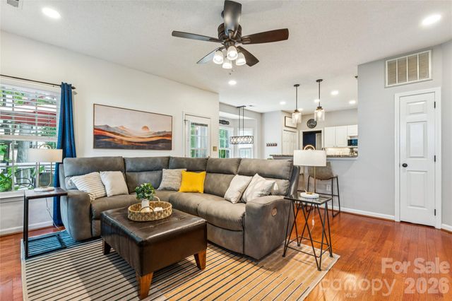5916 Swanston Drive, Charlotte, NC 28269