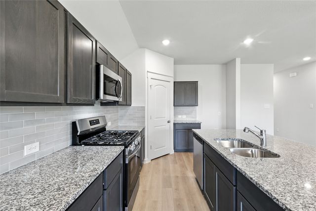 1795 Gleasondale Place, Forney, TX 75126