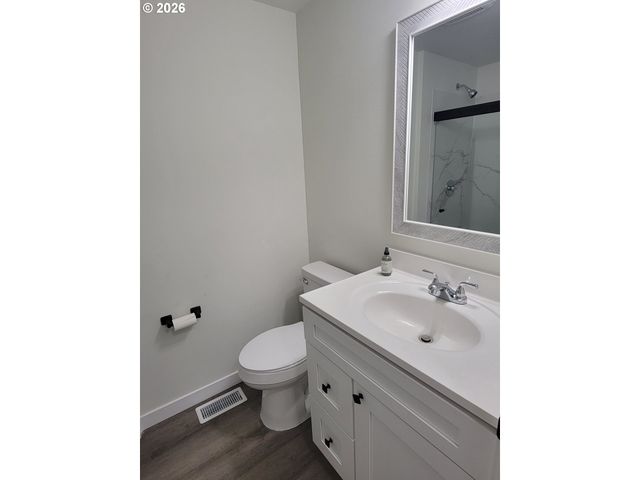 945 18TH St, Salem, OR 97301