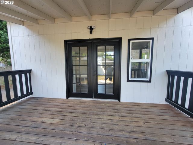 945 18TH St, Salem, OR 97301