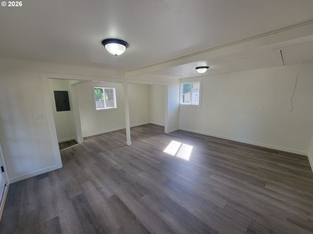 945 18TH St, Salem, OR 97301