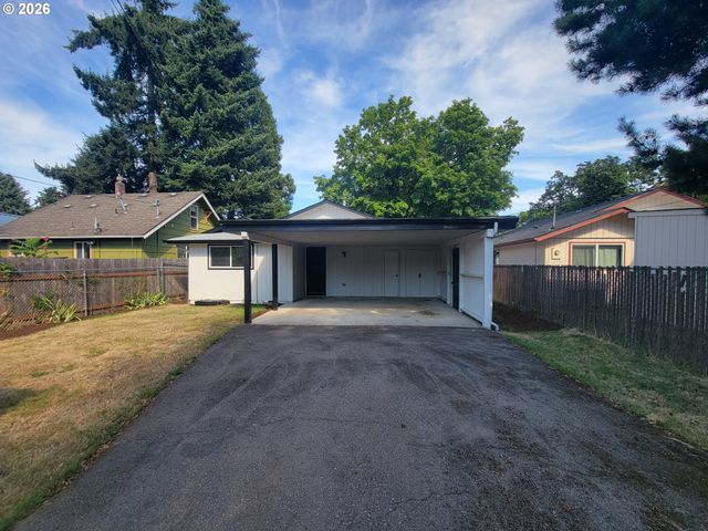 945 18TH St, Salem, OR 97301