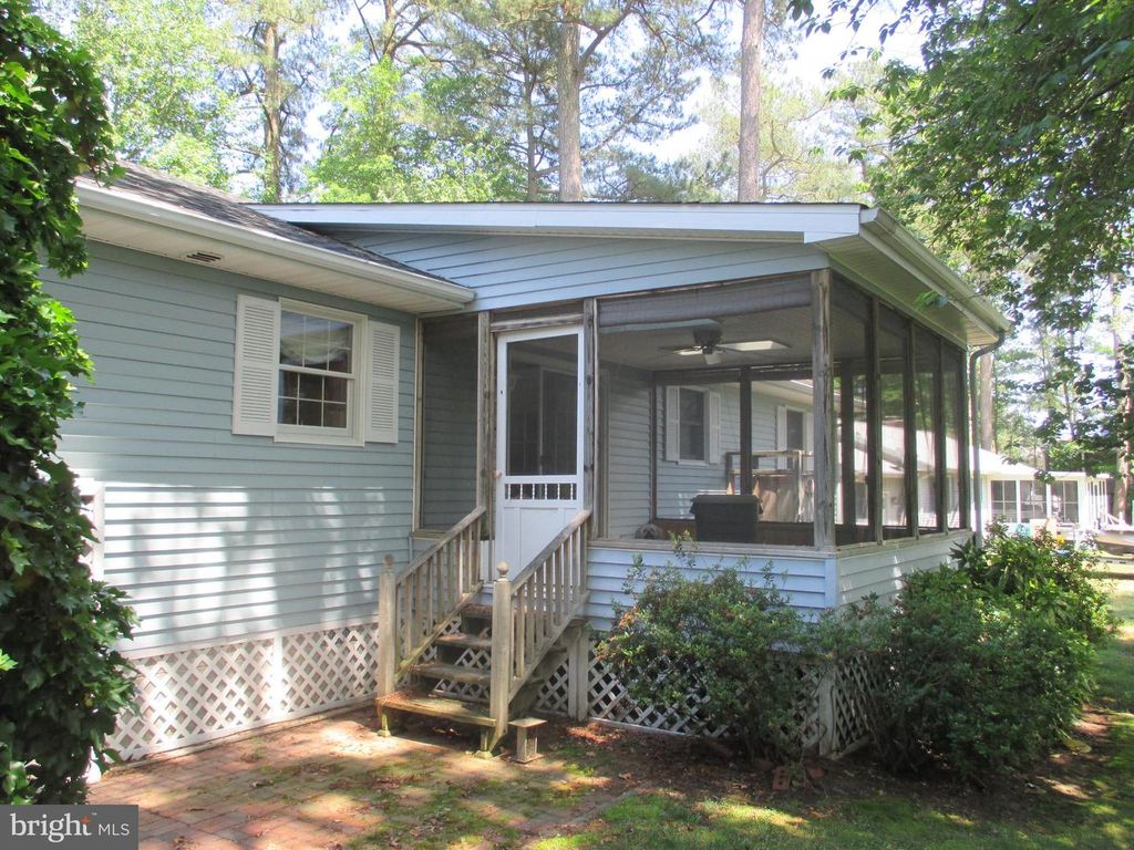 Image 6 of property listing at 37504 SUSAN ST, Ocean View, DE 19970