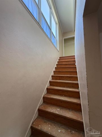 305 Calhoun Ave, Pensacola, FL 32507