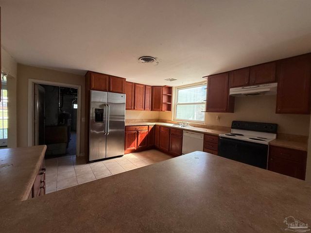 305 Calhoun Ave, Pensacola, FL 32507