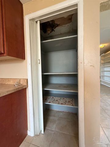 305 Calhoun Ave, Pensacola, FL 32507