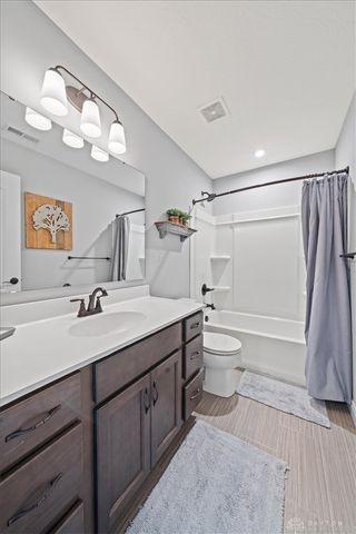 2848 Mona Lisa Court, Franklin, OH 45005