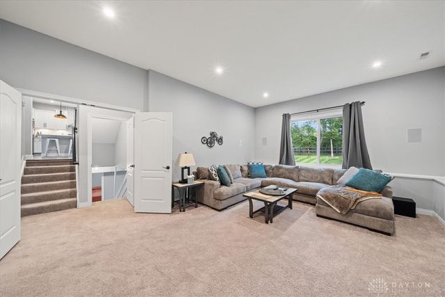 2848 Mona Lisa Court, Franklin, OH 45005
