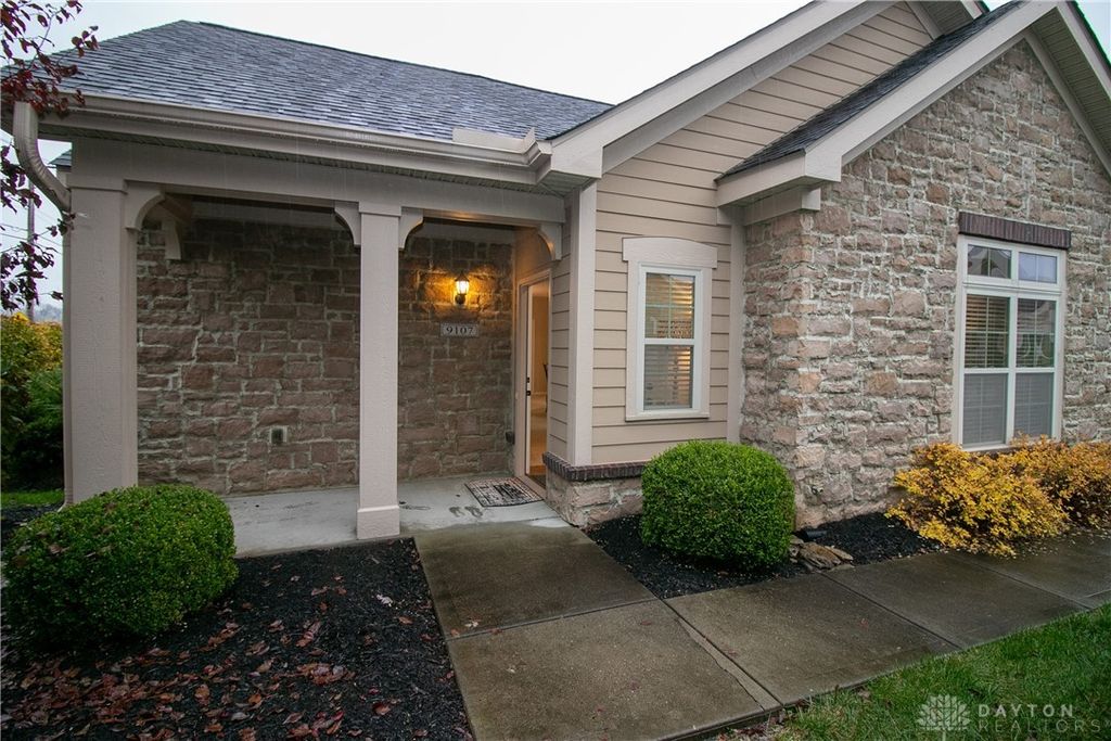 9107 Park Place Circle, West Chester, OH 45069