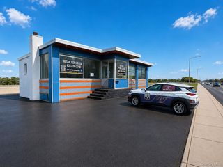 267 Burnside Avenue, Lawrence, NY 11559