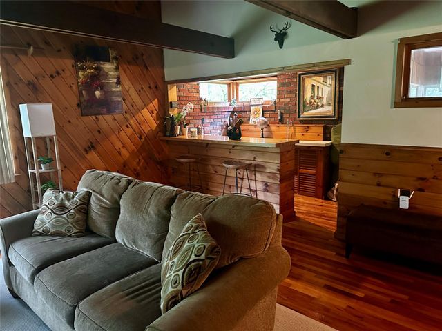 90 Hillside Road, Barryville, NY 12719