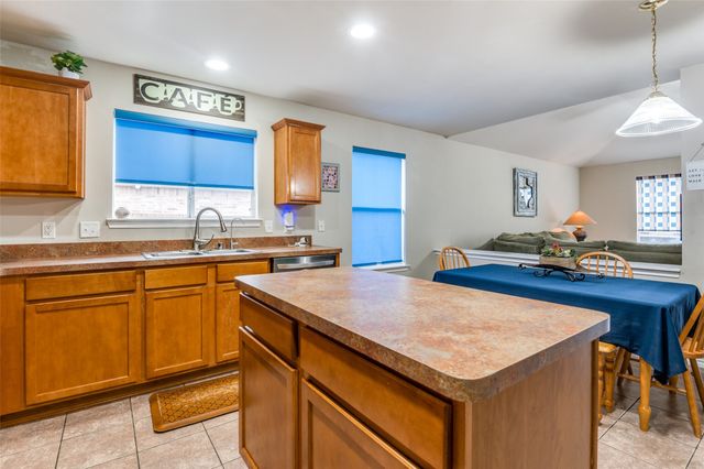 113 Cayman Drive, Lancaster, TX 75146