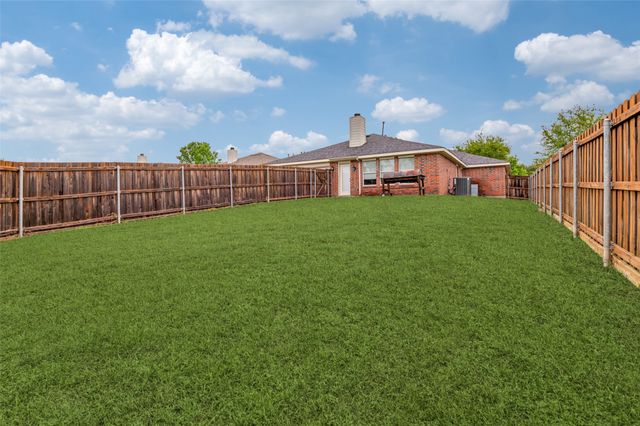 113 Cayman Drive, Lancaster, TX 75146