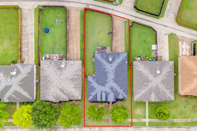 113 Cayman Drive, Lancaster, TX 75146