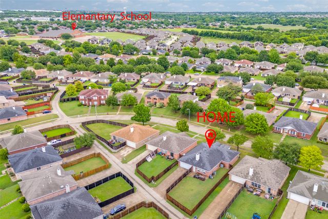 113 Cayman Drive, Lancaster, TX 75146