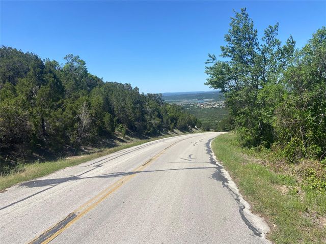 8222 Bar K Ranch RD, Lago Vista, TX 78645