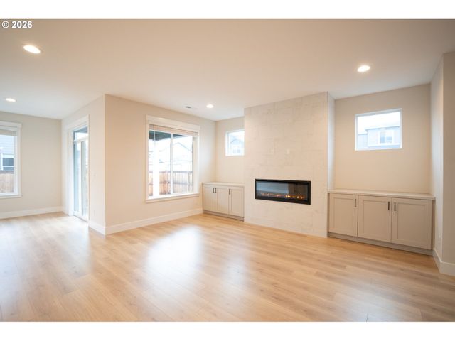 8403 Ne 133RD Ave, Vancouver, WA 98682