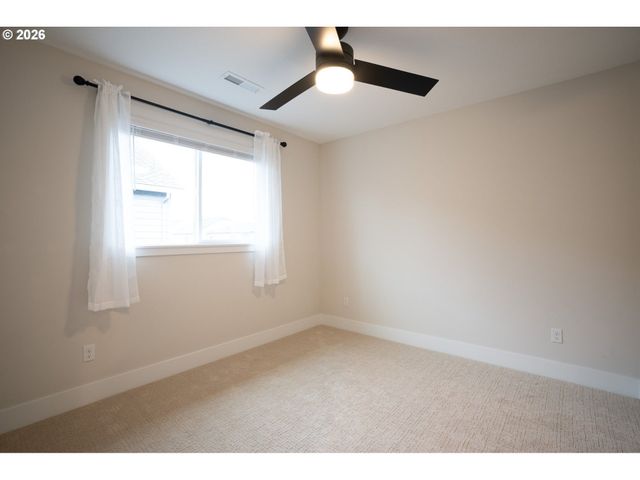 8403 Ne 133RD Ave, Vancouver, WA 98682