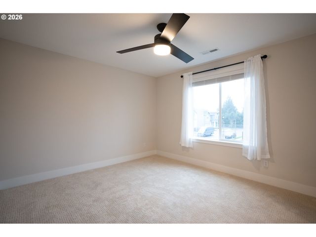 8403 Ne 133RD Ave, Vancouver, WA 98682