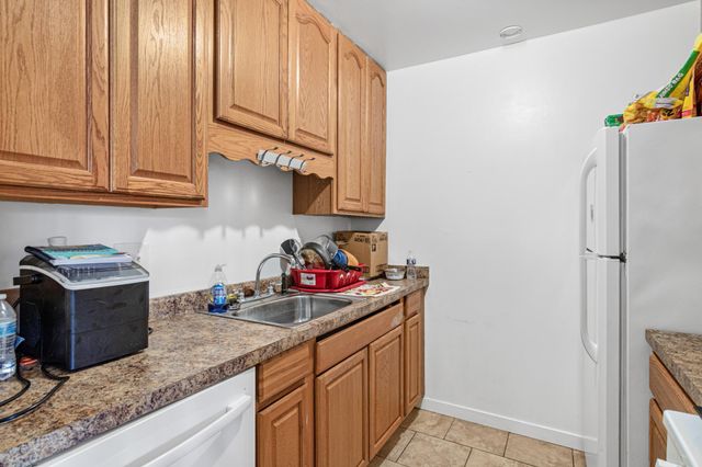 7104 72nd Lane N, Brooklyn Park, MN 55428