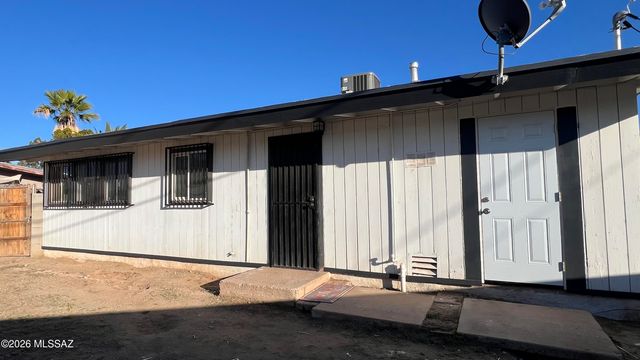 1932 S Plumer Avenue, Tucson, AZ 85713