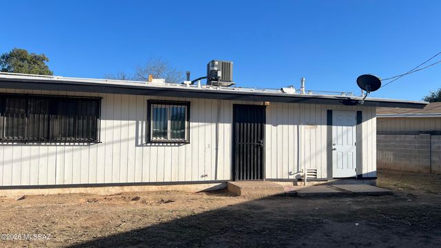 1932 S Plumer Avenue, Tucson, AZ 85713