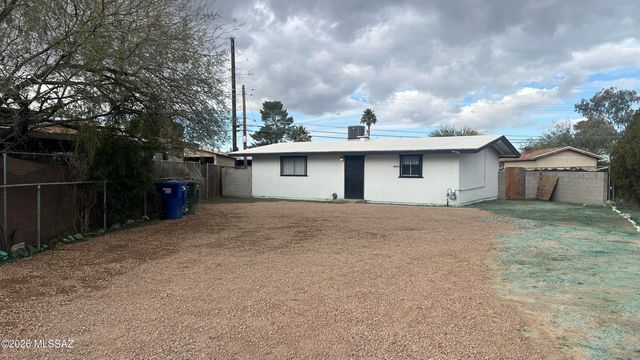 1932 S Plumer Avenue, Tucson, AZ 85713