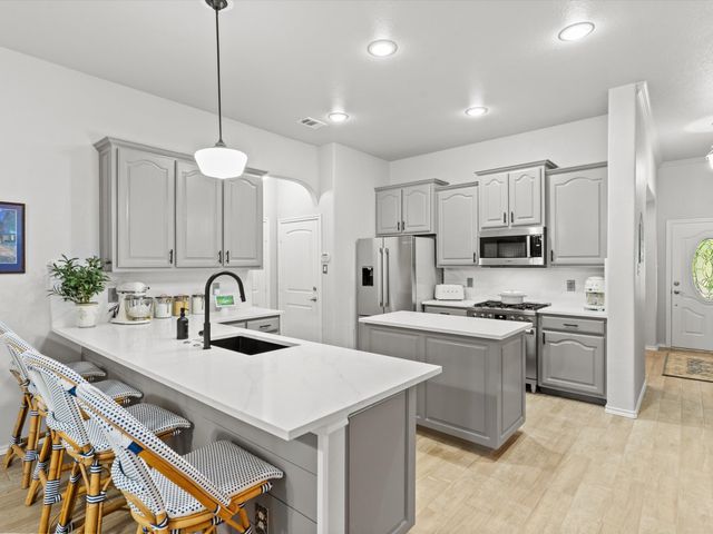 5009 Bomford Drive, Fort Worth, TX 76244