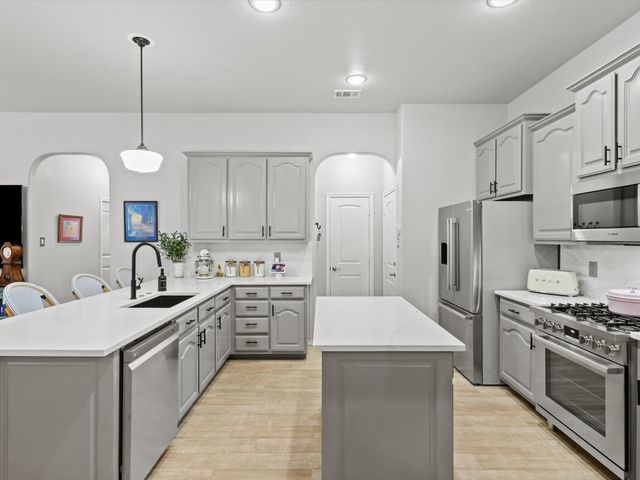 5009 Bomford Drive, Fort Worth, TX 76244