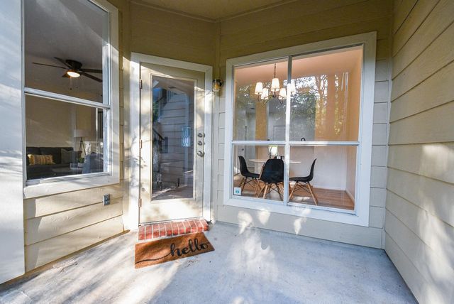 134 Magnolia Pond Place, The Woodlands, TX 77381