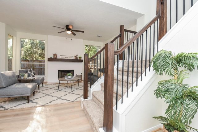 134 Magnolia Pond Place, The Woodlands, TX 77381