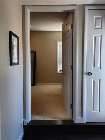 6225 S Verdun Avenue, Los Angeles, CA 90043