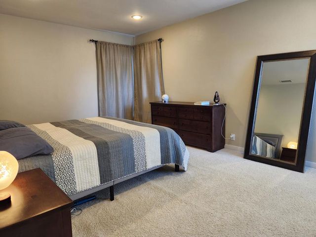 6225 S Verdun Avenue, Los Angeles, CA 90043