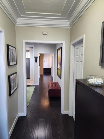 6225 S Verdun Avenue, Los Angeles, CA 90043